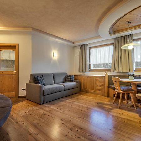 Chalet Prades Dolomiti Lodges La Villa  Ruang foto