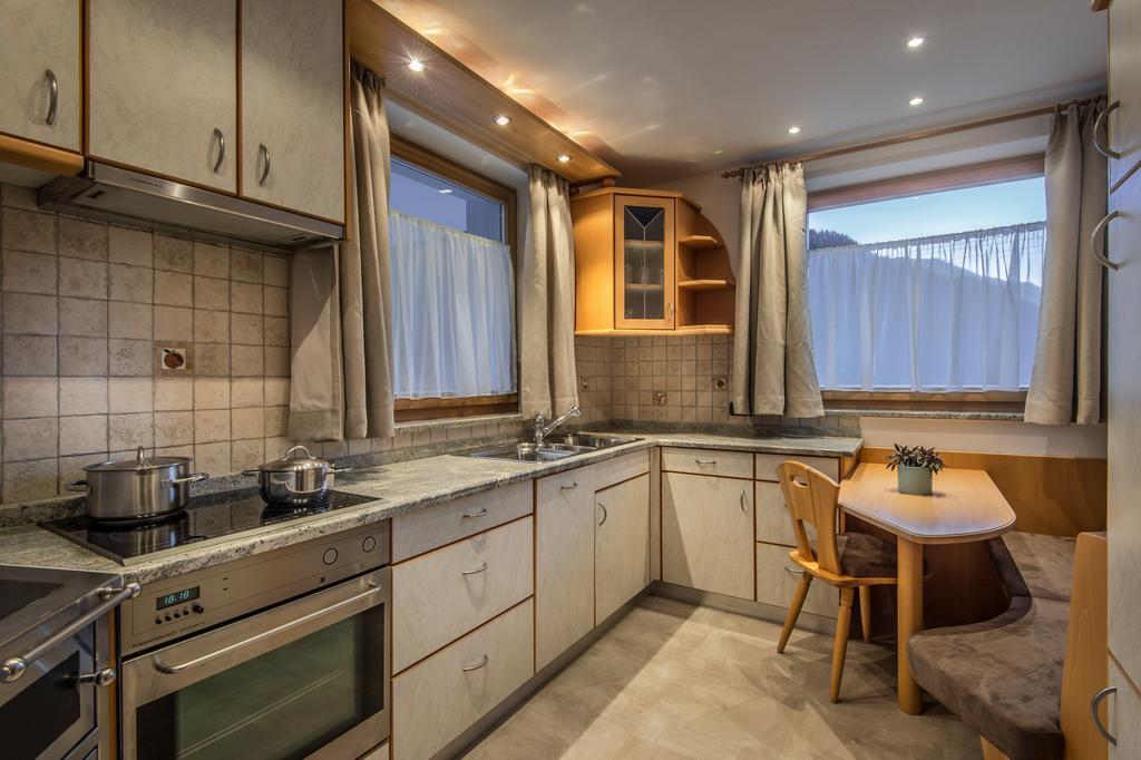 Chalet Prades Dolomiti Lodges La Villa  Ruang foto